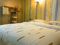 广州另存为影院主题公寓 - 豪华温馨大床房