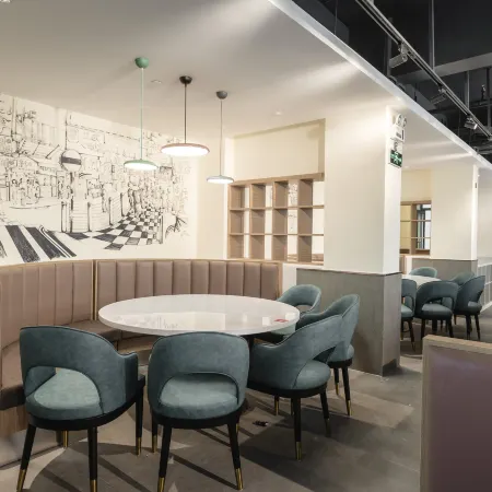 Shangyingxuan Hotel (Shenzhen Yantian Port honganwei Subway Station Store）) Отели рядом с достопримечательностью «Вутонг Маунтен»