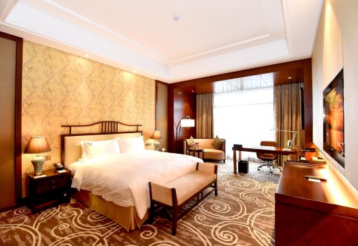 1. 드래곤 팰리스 ..