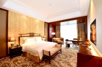 Dragon Palace Bengbu Hotels near Anhui Vocational College of Electronics and Information Technology