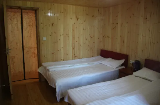 新化月牙山農莊