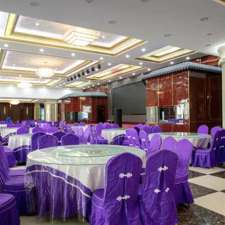 Sunshine Seaview Hotel