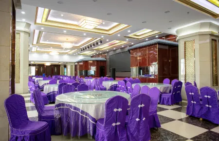 Sunshine Seaview Hotel