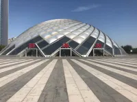 Haihua Island Hotel (Tianjin Binhai High-speed Railway Station)