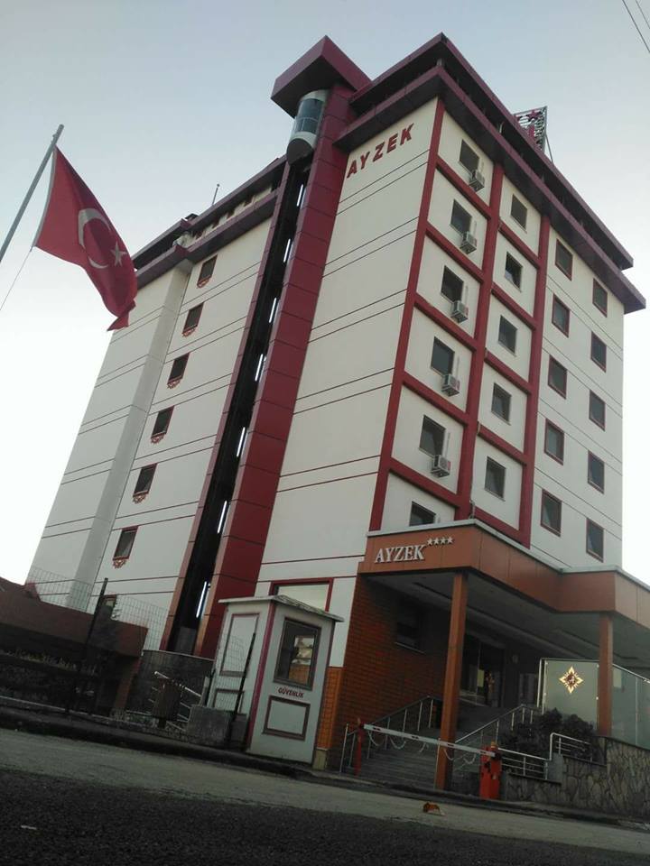 Grand Ayzek Hotel
