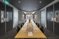 惠靈頓盛橡飯店