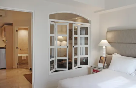 Vivere Hotel and Resorts Отели рядом с достопримечательностью «Мондрийская резиденция Condominium Corporation»