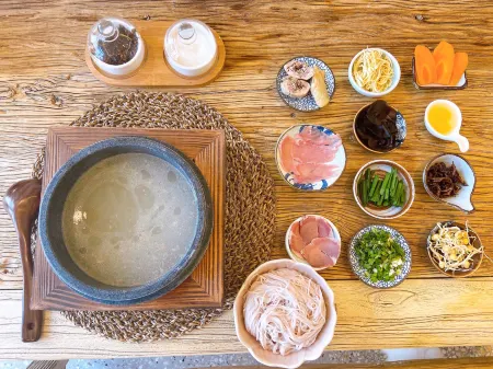 YuanYang Lanzi de Xiaowu Inn Отели рядом с достопримечательностью «Pu Gao Lao Zhai»