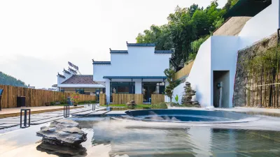 Floral Hotel·Jiuhua Mountain Pusu Lanshan Hotel (The Main Store of the Temple of the Body) Hotels near Roushen Temple