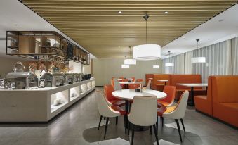 Zhengzhou Century Star Hotel (ITC 360 Plaza/Grand Emporium)