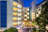 โรงแรมบลู เคบิน (เดิมชื่อโรงแรมเอ-วัน นิววิง) - ที่มีบาร์
