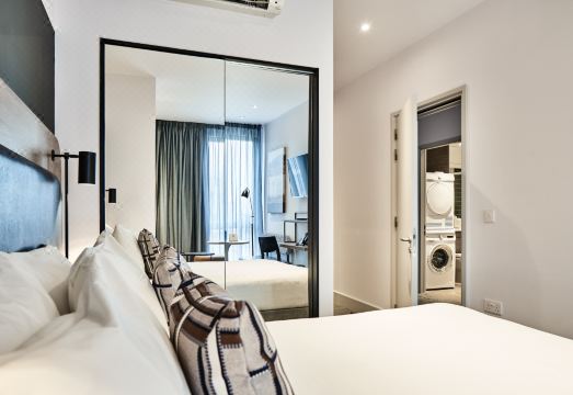 시타딘 아파트먼트 호텔의 넓은 객실과 주방