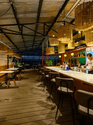 รูปภาพของควอร์เตอร์ 09 บีช