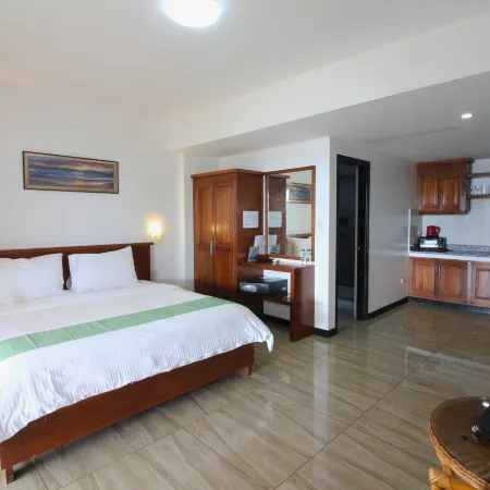 Manarra Sea View Resort
