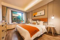 Linjiang Youxian Bieyuan Hotel (Guilin Liangjiang Sihu)