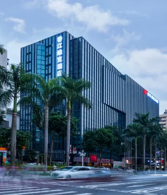 Zhuhai Xiangjiang Weike Hotel (Gongbei Port Lovers South Road Branch)