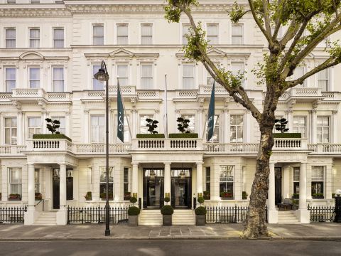 100 Queen’s Gate Hotel London, Curio Collection by Hilton