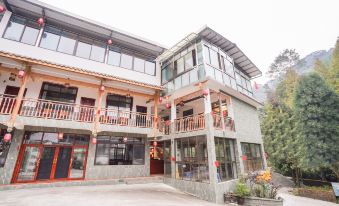 Dujiangyan is a happy farmhouse - Housity