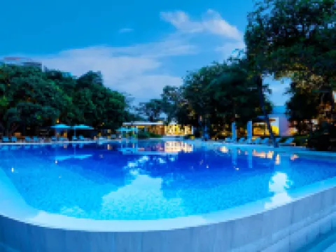 坦布里海濱水療度假村 鄰近Freedive101的酒店