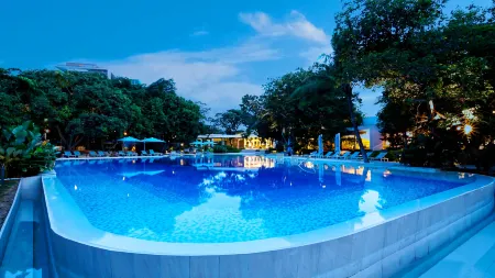 Tambuli Seaside Resort and Spa