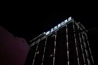 Zhenghe Holiday Hotel