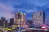 Holiday Inn Express Nanchang West Railway Station Hotels near Sunac Ice and Snow World