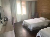 广州银海港商务酒店 - 标准双床房