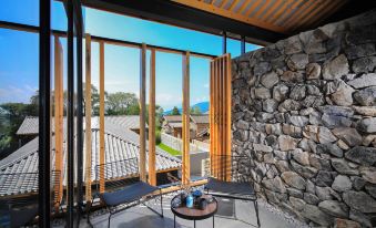 The Rock Hotel