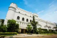 The Castle Ballet Taichung A Boutique Hotel Hôtels à proximité de la Zhuifeng Station