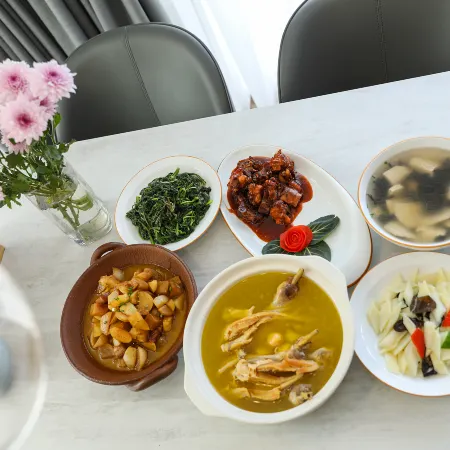 Yichishanshui · Jiuhua Street Benyuan Boutique Homestay (Jiuhua Mountain On Jiuhua Street)