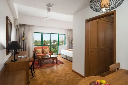 Mercure Yangon Kaba Aye