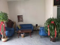 Minquan Yijing Hotel (Minquan Station)