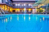 Conacul Ambient - Pools