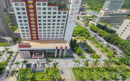 Zhuhai Xi Zang Hotel (Sports Center) Отели рядом с достопримечательностью «Zhuhai Branch of Beijing Normal University Dormitory»