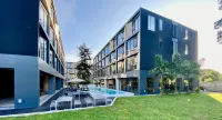 Canalis Suvarnabhumi Airport Hotel Hotell i 