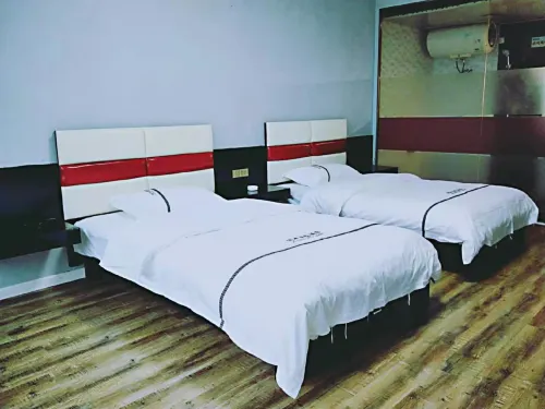 Runfeng Hotel Sandu