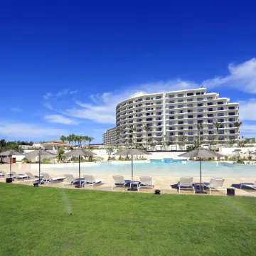 Hotel Monterey Okinawa Spa & Resort