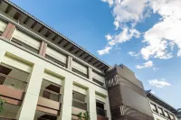 Qing Hua Hai Guan Fang Garden Hotel