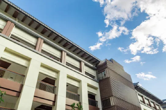 Qing Hua Hai Guan Fang Garden Hotel