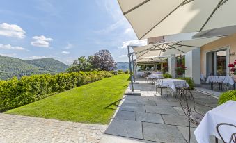Resort Collina d'Oro Agra