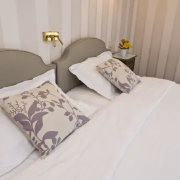 Hotel Saint-Pétersbourg Opéra & Spa