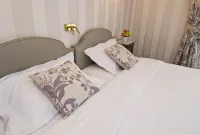 Hotel Saint-Pétersbourg Opéra & Spa