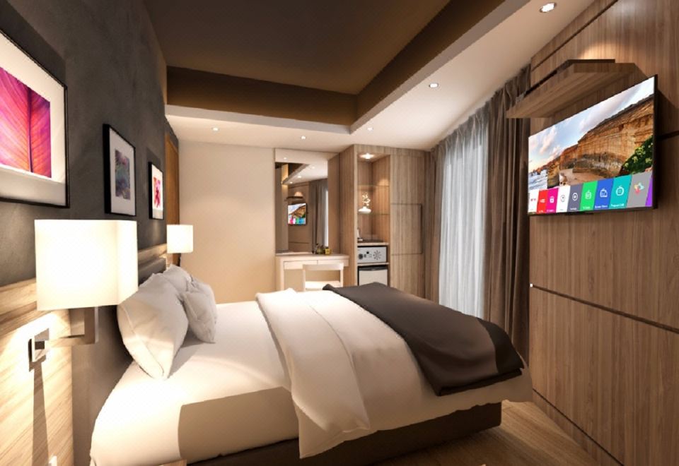 Grand Hallmark Hotel Over view