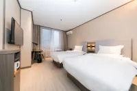 HanTing Hotel (Taizhou Jiaojiang Baolong City) Các khách sạn ở Thái Châu