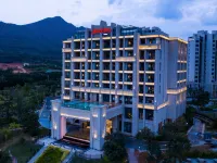Hampton by Hilton Sanya Weiming Lake Park Hotel dekat Yalong Bay Railway Station