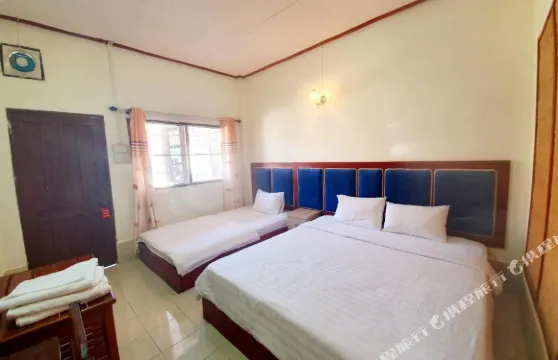 萬榮花園平房酒店