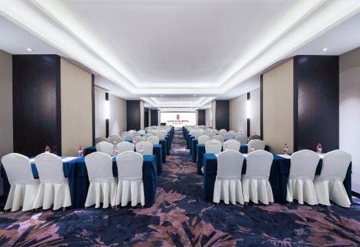 4. 리젠 동 호텔 ..