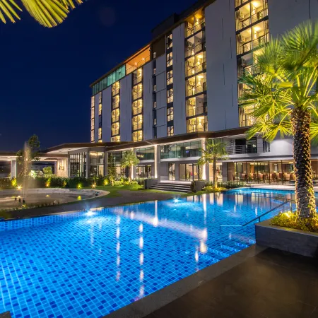 Atrium Suvarnabhumi Hotel Отели рядом с достопримечательностью «Royal Park Thailand»