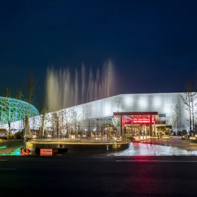 Baoduzhai RoEasy Resort Hotels near Baodu Scenic Spot