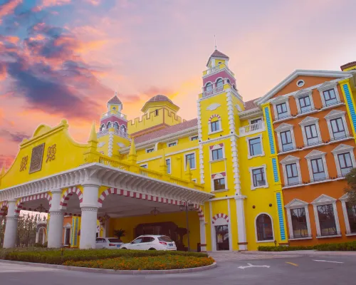 Barcelona International Resort Shanghai(Happy Valley) Hotels near Sheshan